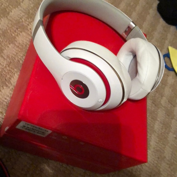 Brand new beats studio wireless 3 - Picture 4 of 4